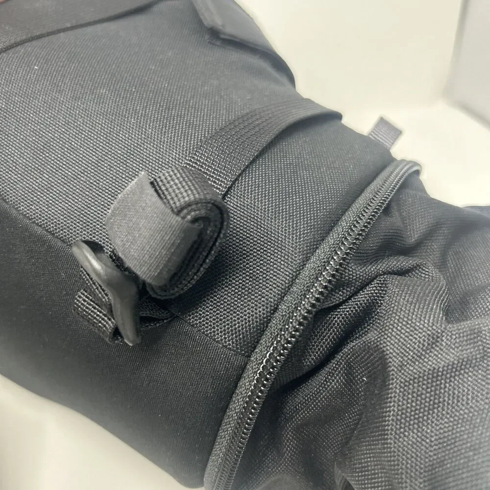 Think Tank Digital Holster 40 V2.0 Bag Zipper Secured Lid Travel Black